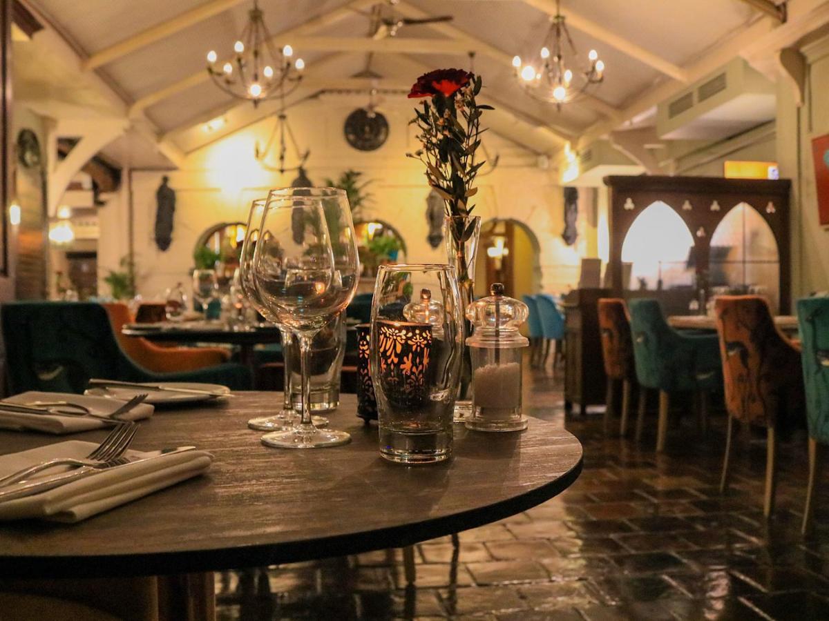 The Maids Head Hotel Норуич Екстериор снимка